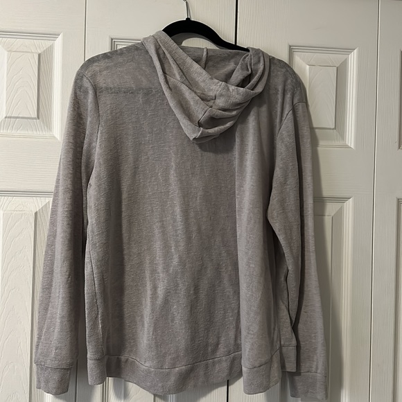 Thin see through hoodie layer - Picture 5 of 6